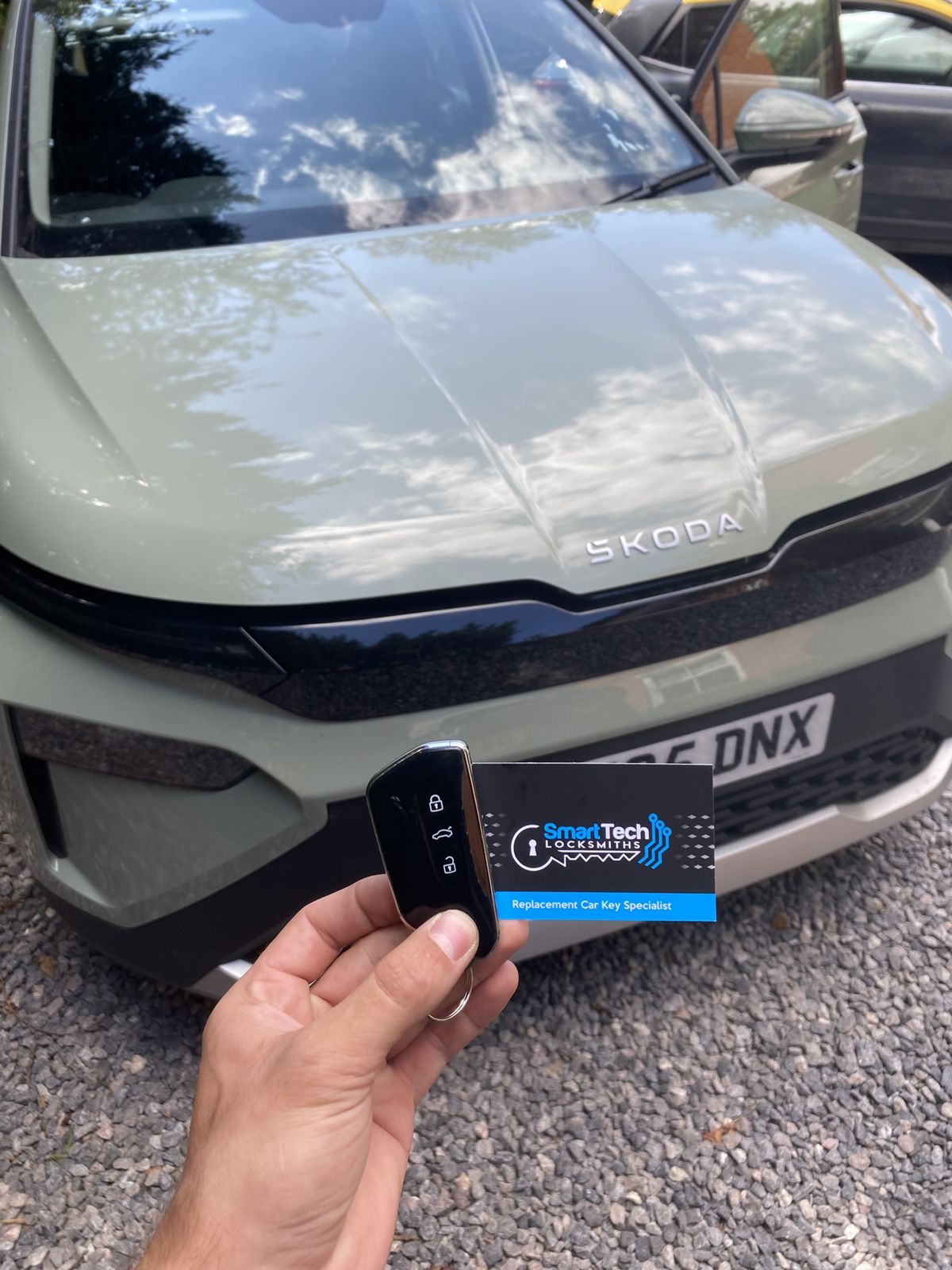 Hatchback — Replacement remote key