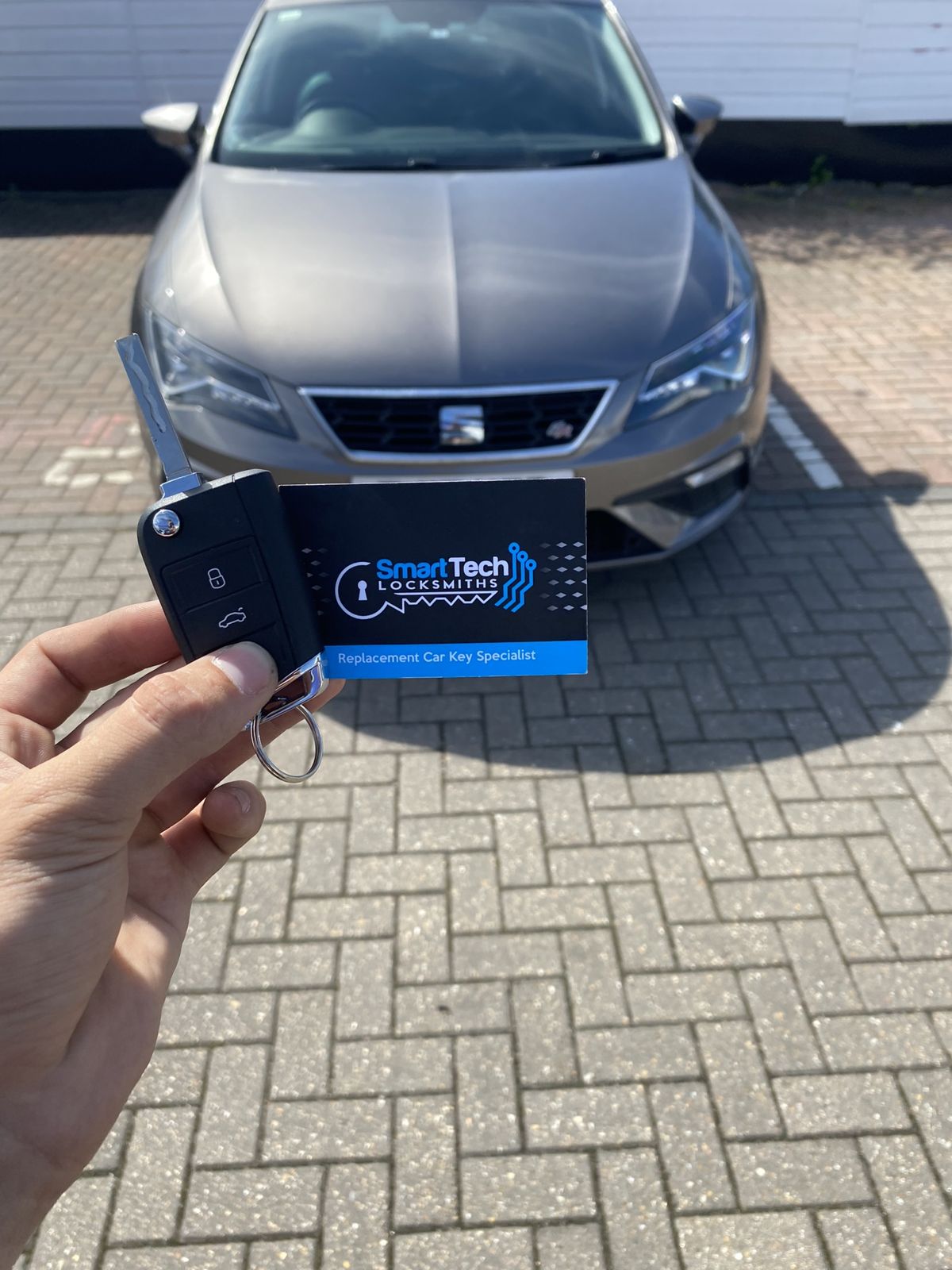 Seat Leon — Flip key cut and coded