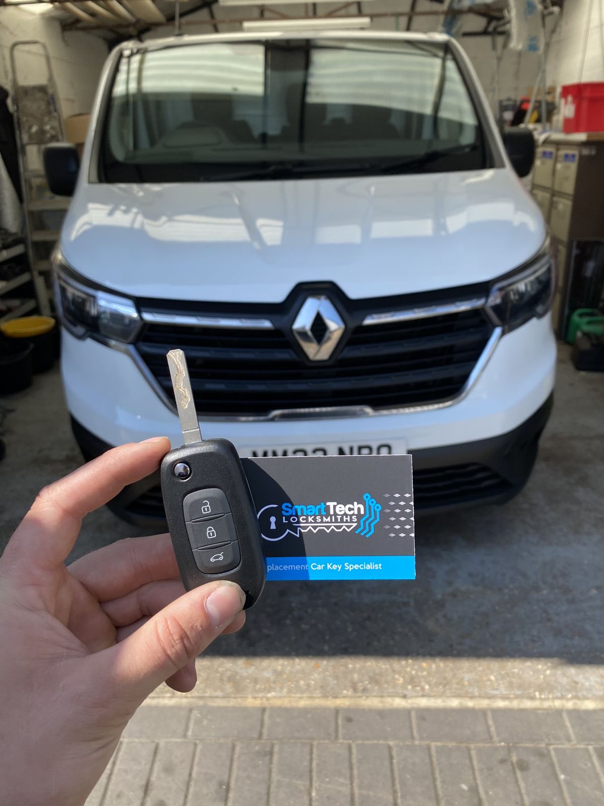 Renault Trafic — Van key cut and coded