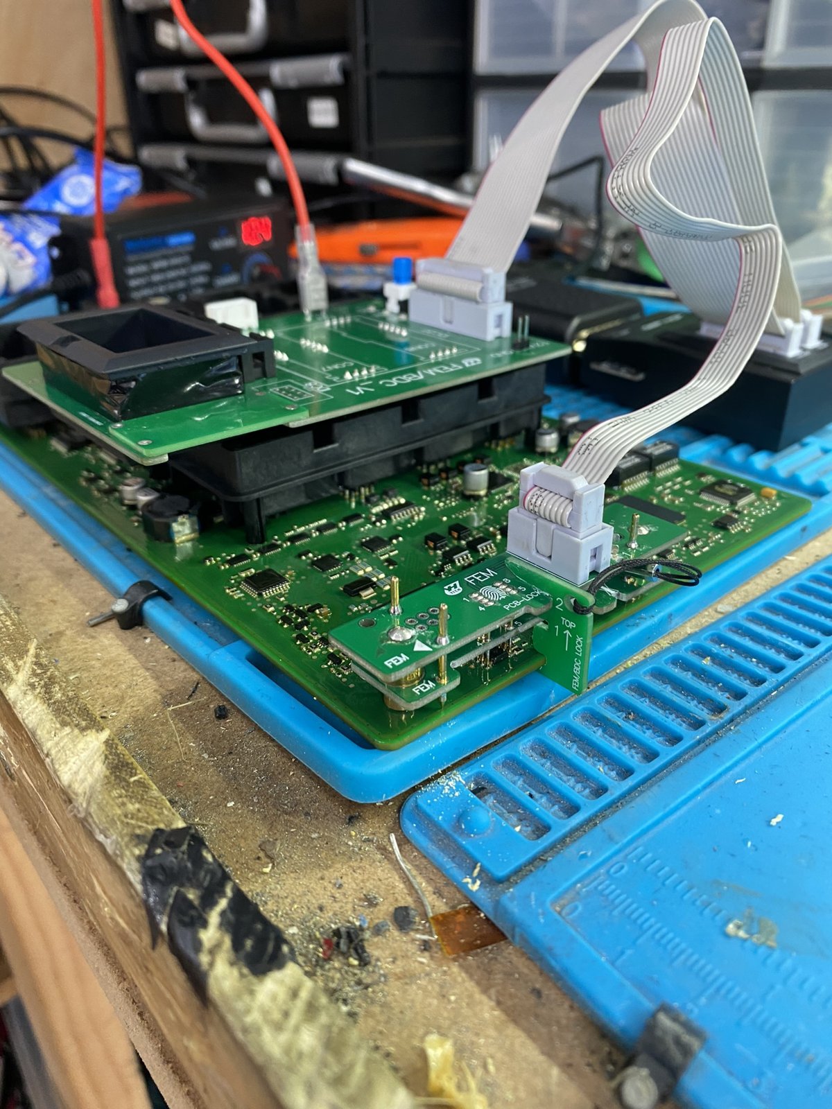 SmartTech EEPROM and advanced key-programming work — circuit board and specialist connections