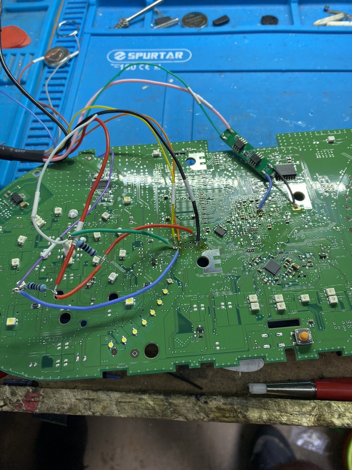 SmartTech EEPROM and advanced key-programming work — circuit board and specialist connections