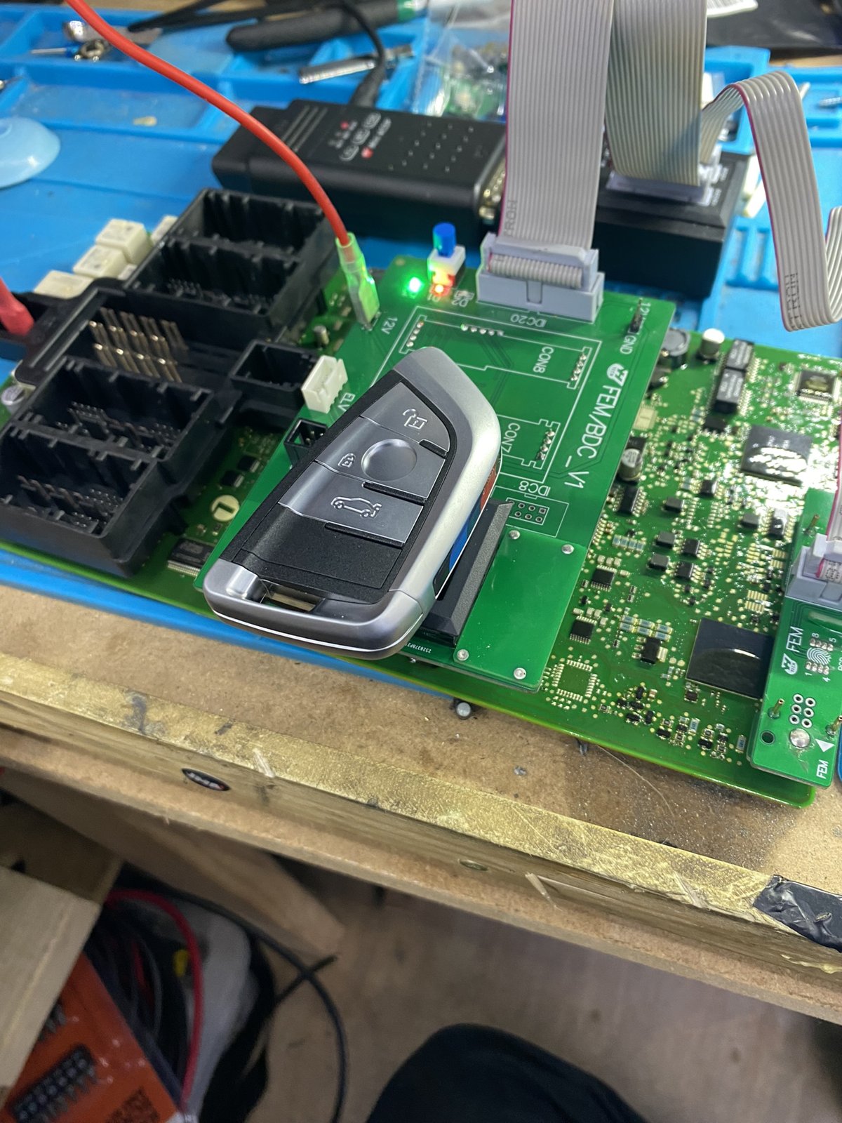 SmartTech EEPROM and advanced key-programming work — circuit board and specialist connections