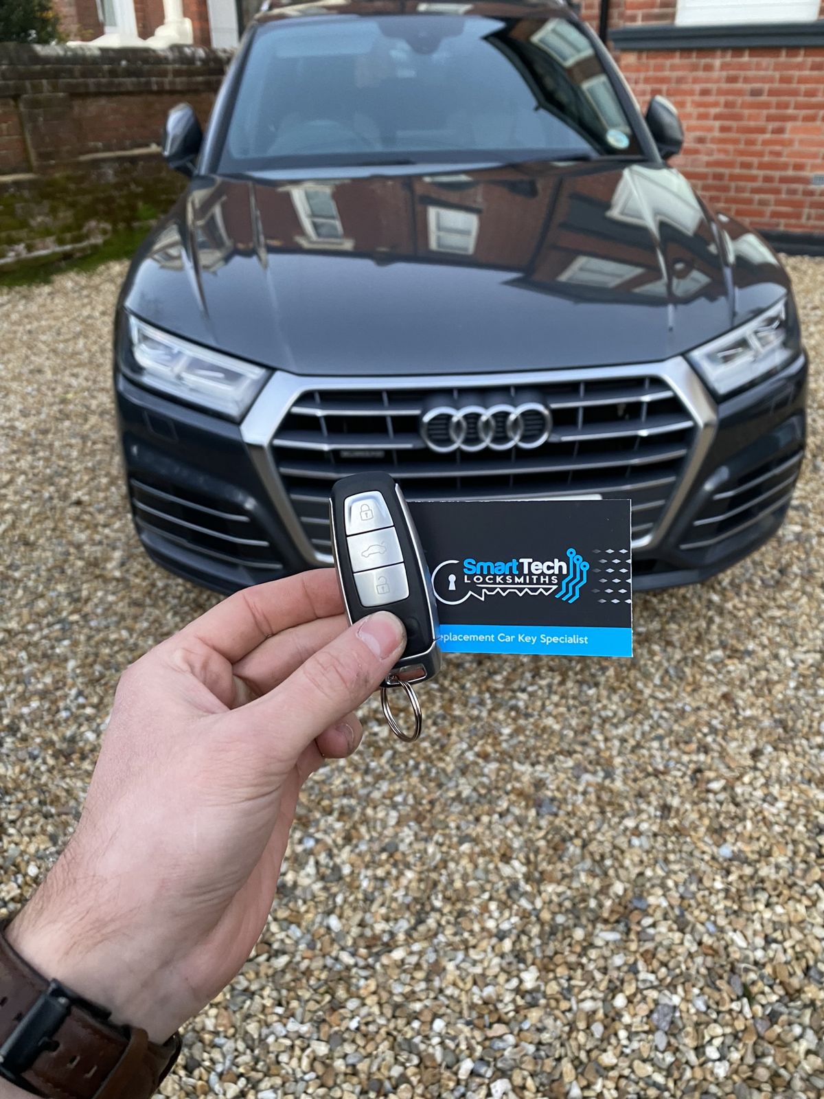Audi Q5 — Additional smart keys