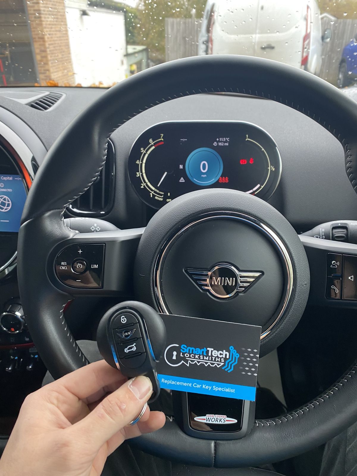 Replacement Mini Countryman key tested in the car after an all-keys-lost job